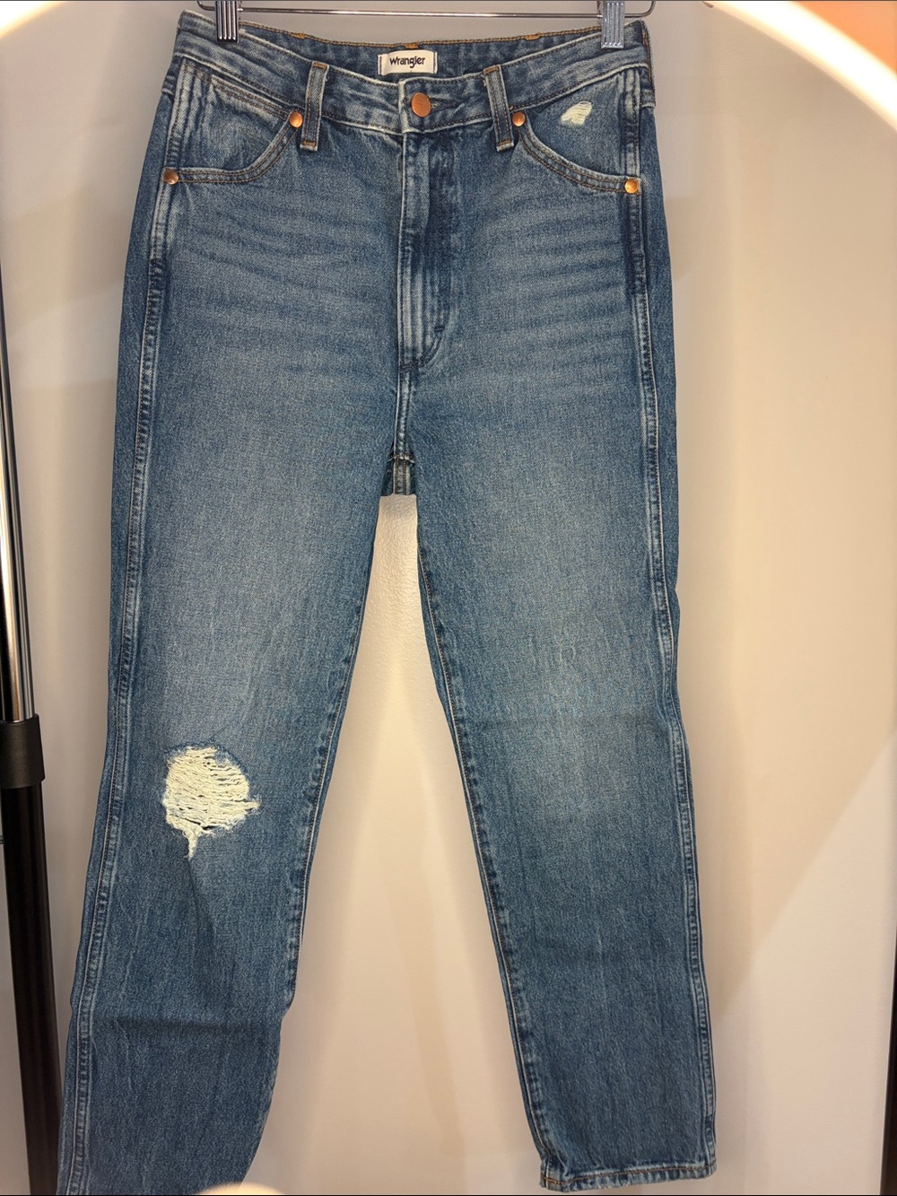 Wrangler Walker High Rise Slim - Picture 2 of 3